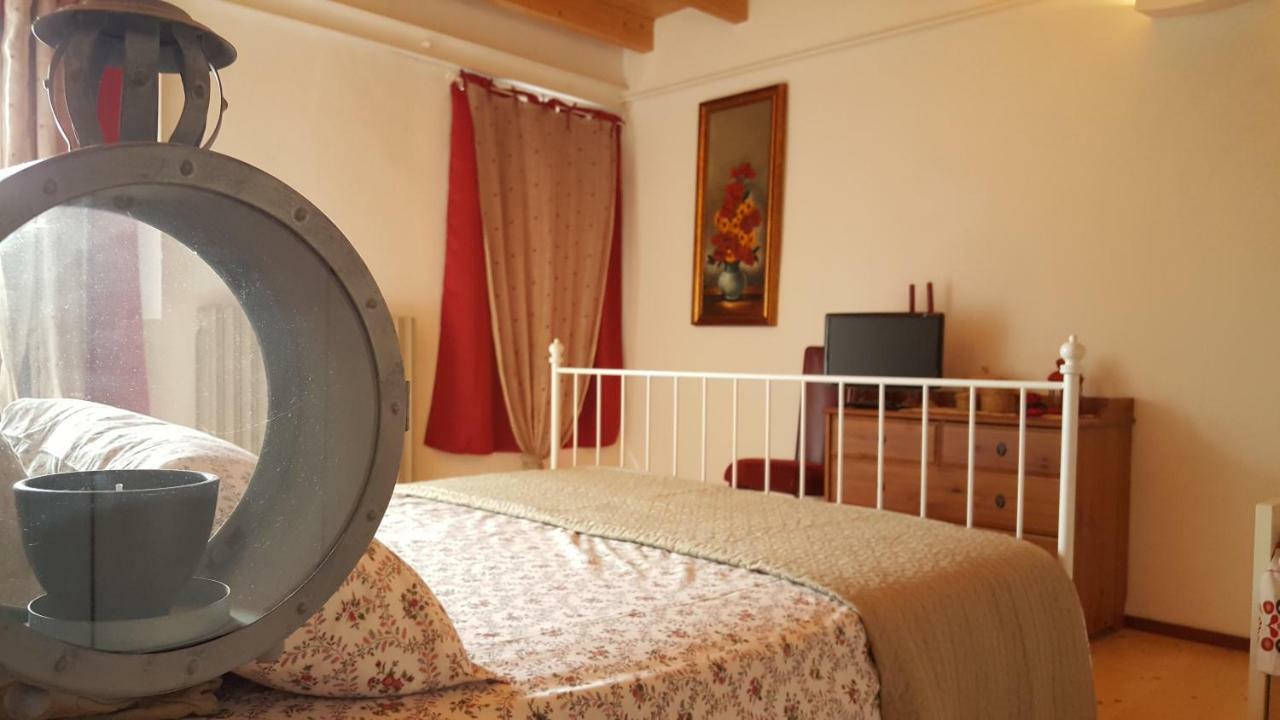 Casa Di Arianna Apartment Ferrara Ngoại thất bức ảnh